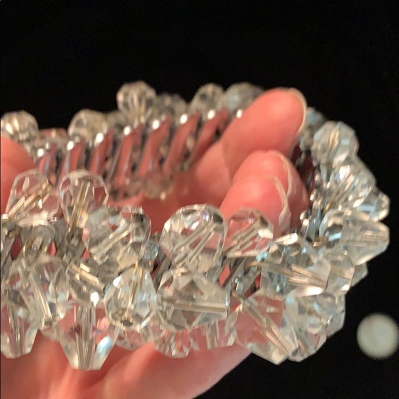 Vintage clear crystal expandable bracelet. 💝 - Picture 4 of 6